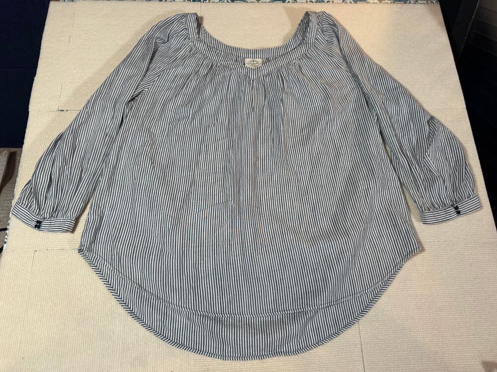 St John's Bay Women's XL Scoop Neck Blouse Striped 3/4 Sleeves High Low Hem